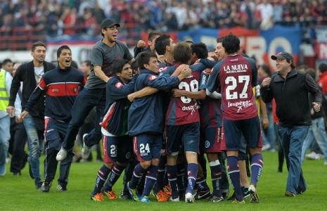 Clausura 2012, Club x Club: San Lorenzo (12°) – Salvación agónica