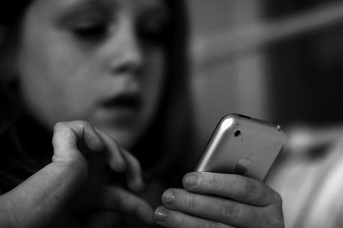 Desarrollan sistema para vigilar a los niños mediante el móvil