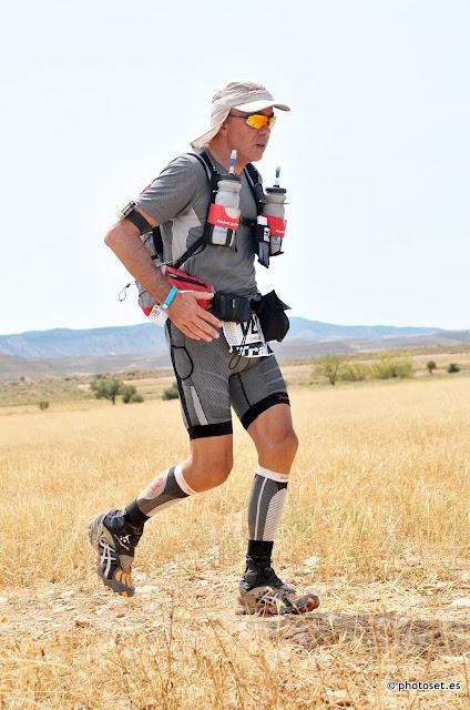 Isostar Desert Marathon 2012 - 114 km - Desierto de los Monegros - El peor momento, el peor lugar... -  La crónica de un FINISHER...