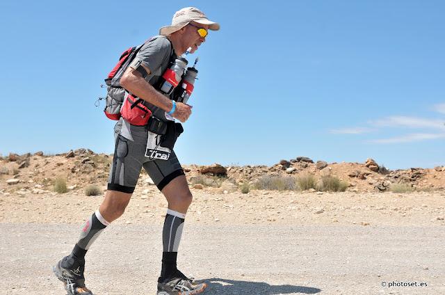 Isostar Desert Marathon 2012 - 114 km - Desierto de los Monegros - El peor momento, el peor lugar... -  La crónica de un FINISHER...
