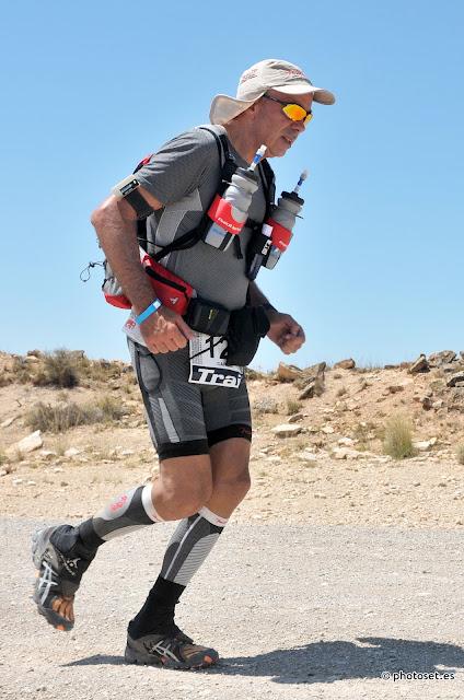 Isostar Desert Marathon 2012 - 114 km - Desierto de los Monegros - El peor momento, el peor lugar... -  La crónica de un FINISHER...