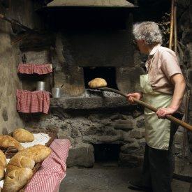 ¿PAN ARTESANAL O BAGUETTE CONGELADA? APOSTEMOS POR LOS ALIMENTOS ARTESANALES !!!