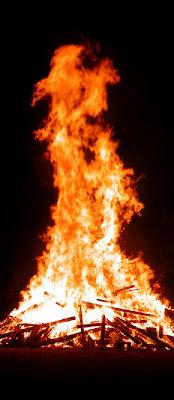 Fuego, que te quema...