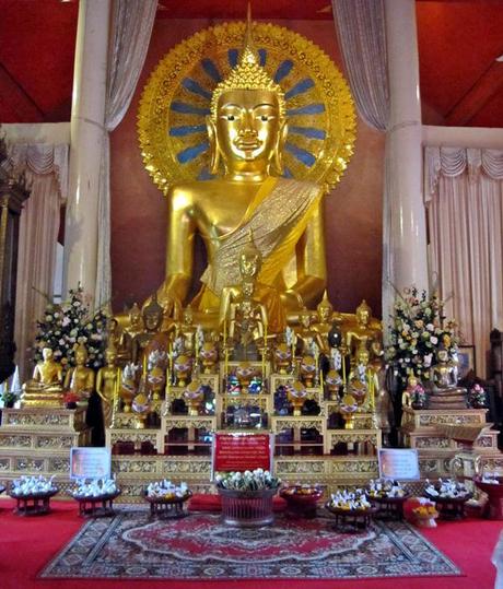 Phra Chao Thong Tip Phra Chao Thong Tip Wat Phra Singh