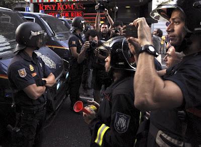 Mineros, policías, funcionarios y parados vuelven a las calles.