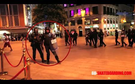 Carga policial en Callao durante la presentación de Mulafest