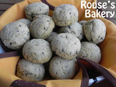 Panecillos de aceitunas y bacon Panecillos de aceitunas y bacon