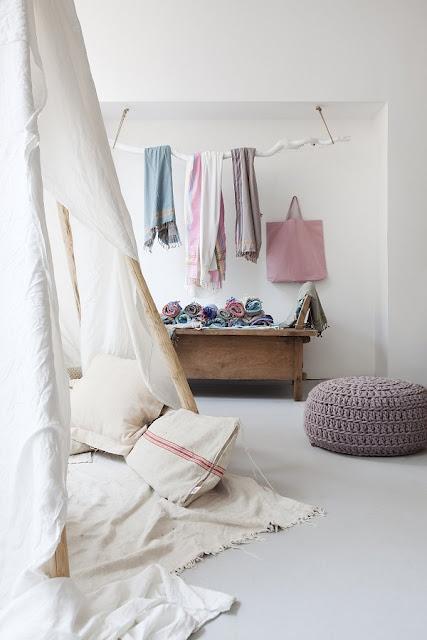 ¿Acampamos en el salón?