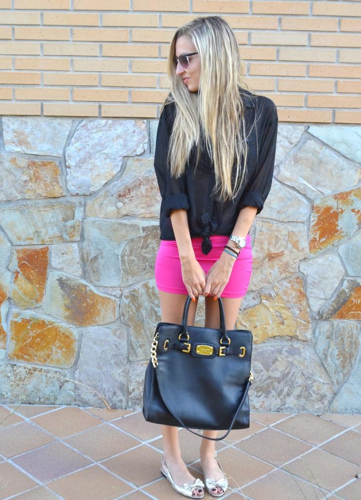 Fluor pink mini skirt