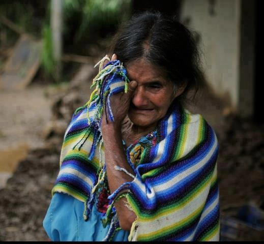 El Hijo que se Averngueza de su Madre! ! ! ! !