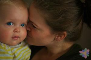 ¡Bésalos! Bésalos mucho