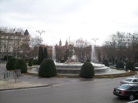 monumento dedicado al dios del mar que se halla próximo al ritz.