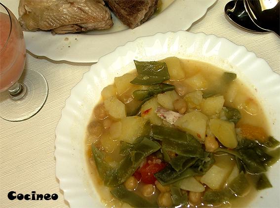 Cocido de garbanzos y judías