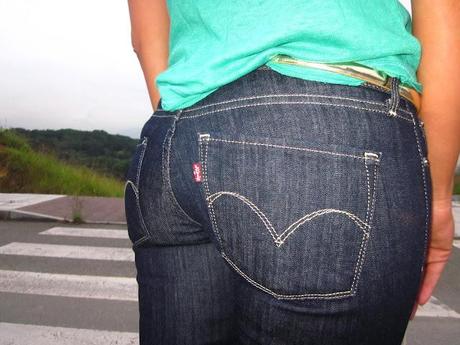 LEVI´S CURVE ID