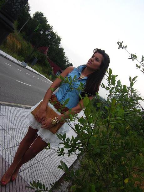 ROMANTIC DENIM