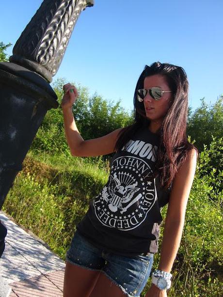 Hey Ho! Let´s Go! Hey Ho! Let´s Go!