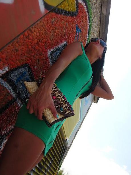 GREEN DRESS GREEN DRESS