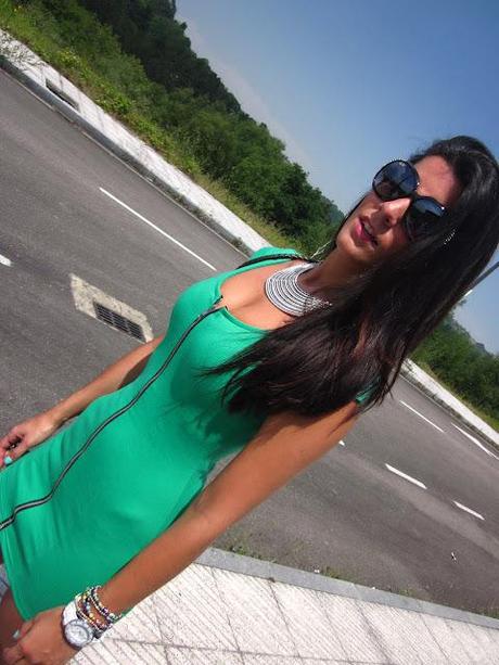 GREEN DRESS GREEN DRESS