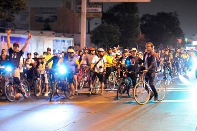 1000 personas en bicicleta
