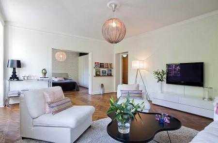 suelos de tarima de roble suelos de madera de roble suelo espigado de roble suelo de parquet sofas blancos muebles de diseño nórdico materiales suelos decoración grandes ventanales decoración galería de fotografías decoración estilo nórdico estilo escandinavo diseño de interiores decorar casas decoración salones nórdicos decoración en blanco decoración de suelos decoración de interiores blog de interiorismo blog de diseño blog de decoración 