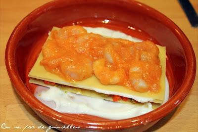 Lasaña de verduras con gambas