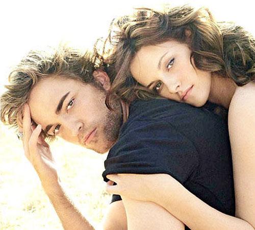 Kristen Stewart engaña a Robert Pattinson (y pide perdon)