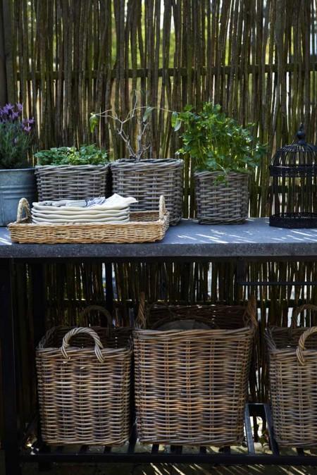 Rum revistas deco españolas revistas deco revistas de decoración danesas fotos cocinas modernas fotos cocinas blancas estilo nórdico estilo escandinavo encimeras de madera encimera de madera maciza de roble blanco lavado diseño nórdico diseño de interiores diseño danés decorar casas decoración de interiores decoración cocinas cocinas con encimeras de madera cocinas blancas encimera madera cocinas alargadas decoración casas en gris y blanco BoligLiv Bolig bo bedre 