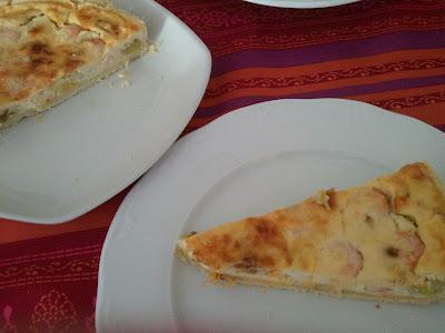 Quiche de tetilla, puerros y camarones