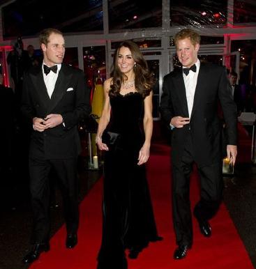 HILARY CLUTCH COLLECTION WINTER 2012.13, BASADA EN EL MODELO QUE  HA SEDUCIDO A KATE MIDDLETON Y ANGELINA JOLIE, OTRO ÉXITO DE PRETTY BALLERINAS.