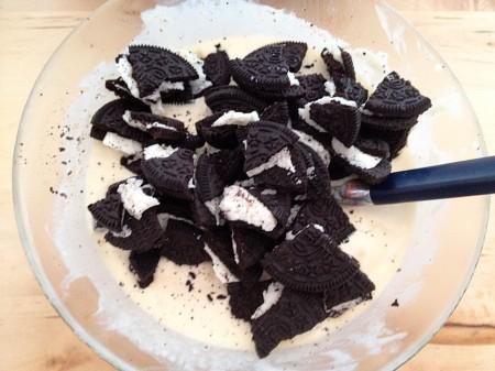 Buen finde Tarta helada de vainilla y galletas Oreo tarta helada receta tarta galletas oreo tarta de vainilla sprinkles siropes recetas galletas oreo recetas fáciles para los peques recetas delikatissen recetas de postres de verano recetas con oreos receta fácil helado helado con oreos guarniciones para helado galletas de todo tipo frutos secos fruta fresca fotos oreos tartas fotografía de postres decoración de tartas chocolates blog lifestyle deco grastroblog delikatissen base tarta oreos base tarta de queso base tarta cheesecke