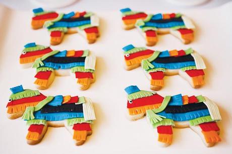 galletas decoradas de colores para fiesta 