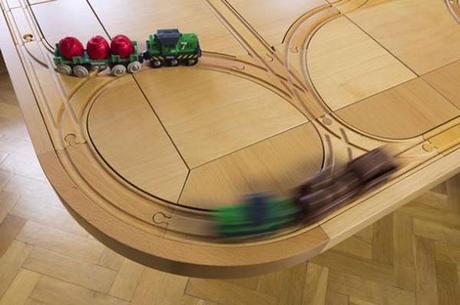 trecool-TrackTile-Table-02 TrackTile Table :: mesa de comedor con vías de tren