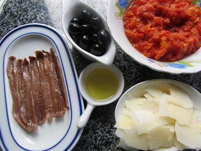 Focaccias a la putanesca