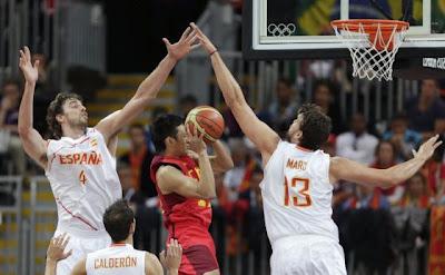 Pau Gasol marca la pauta en el debut ante China (97-81)