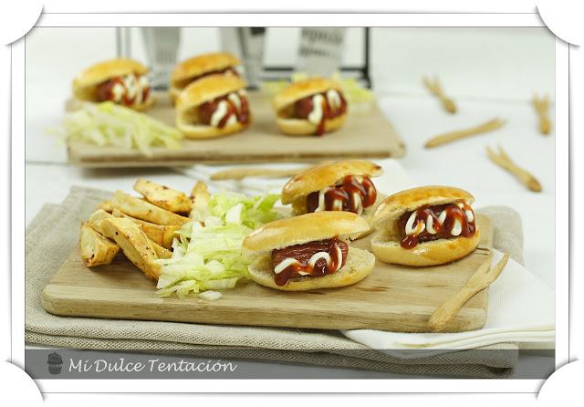 Mini Hot Dogs con Bastones de Batata Fritos - Batido de Cerezas y Miel