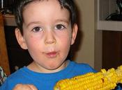 Experto ofrece solución para tratar mañas niños hora comer