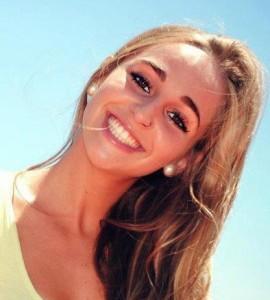 s316 270x300 Una sonrisa blanca como símbolo de belleza ...