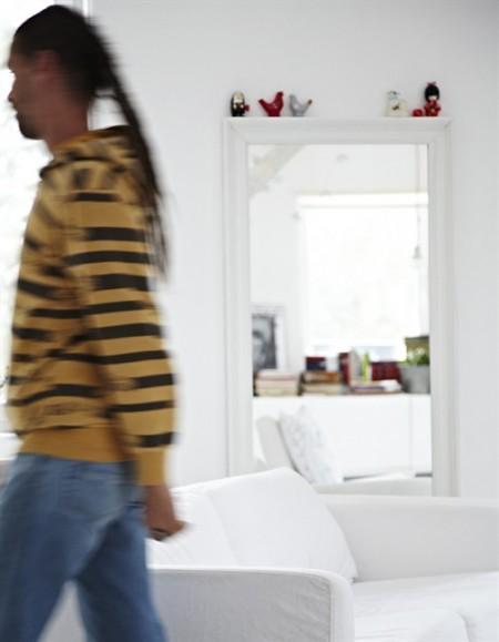 Decoración minimalista y ordenada sofás de ikea sofas blancos pared pizarra estilo nórdico decorar casas decoración salones nórdicos decoración rustico moderno decoración rustico blanco decoración ordenada decoración nórdica decoración mueble diseño Decoración minimalista y ordenada decoración minimalista decoración escandinava decoración en blanco decoración de interiores decoración con muebles de ikea casa decoración polonia blog diseño nordico blog decoración nórdica blog de interiorismo alfombra piel vaca