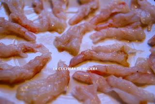 GAMBAS BLANCAS RELLENAS DE CHAMPIÑÓN  Y JAMÓN