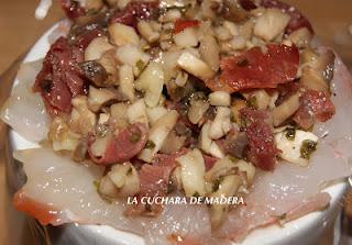 GAMBAS BLANCAS RELLENAS DE CHAMPIÑÓN  Y JAMÓN