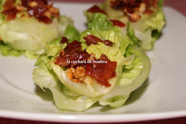 COGOLLOS CON AJOS Y CRUJIENTE DE JAMÓN