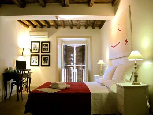 Blue Hostel, Roma HostelBookers presenta sus hostales de lujo