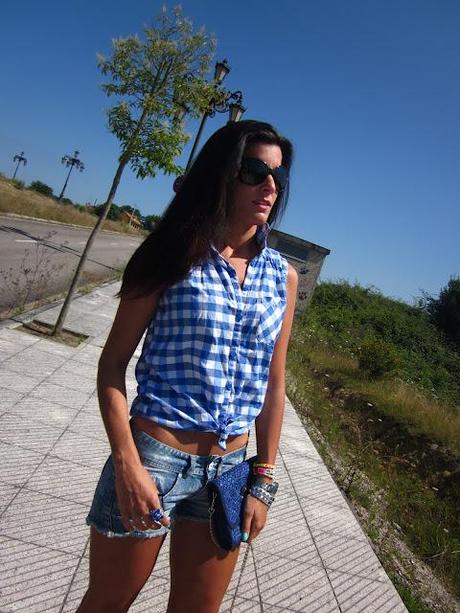 A CUADROS!
