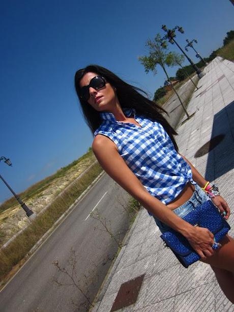 A CUADROS!