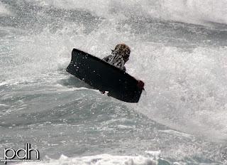 EL  TIBURÓN...SALTARÍN
