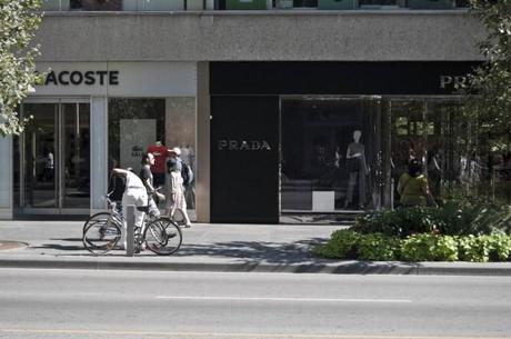 15bj My second day in Toronto and a little rich tour