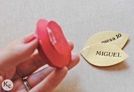 DIY. Seating plan de flores de papel-Paper flowers seating plan-05