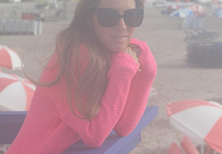 Fashion blogger with summer sweater at Miami Beach