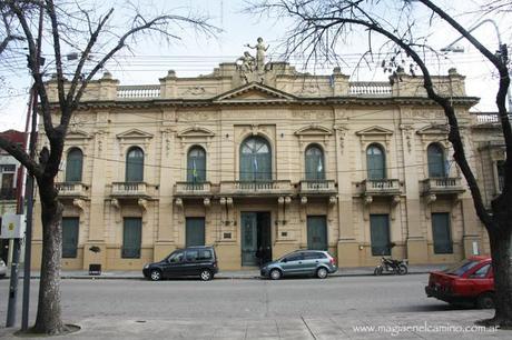 Mercedes: picada, asado y pulpería
