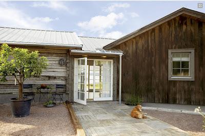 Cabana Sueca en Maderas Oscuras